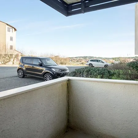 Bleu Marine - Maeva - 3 Personnes Avec Terrasse Mae-0709 *